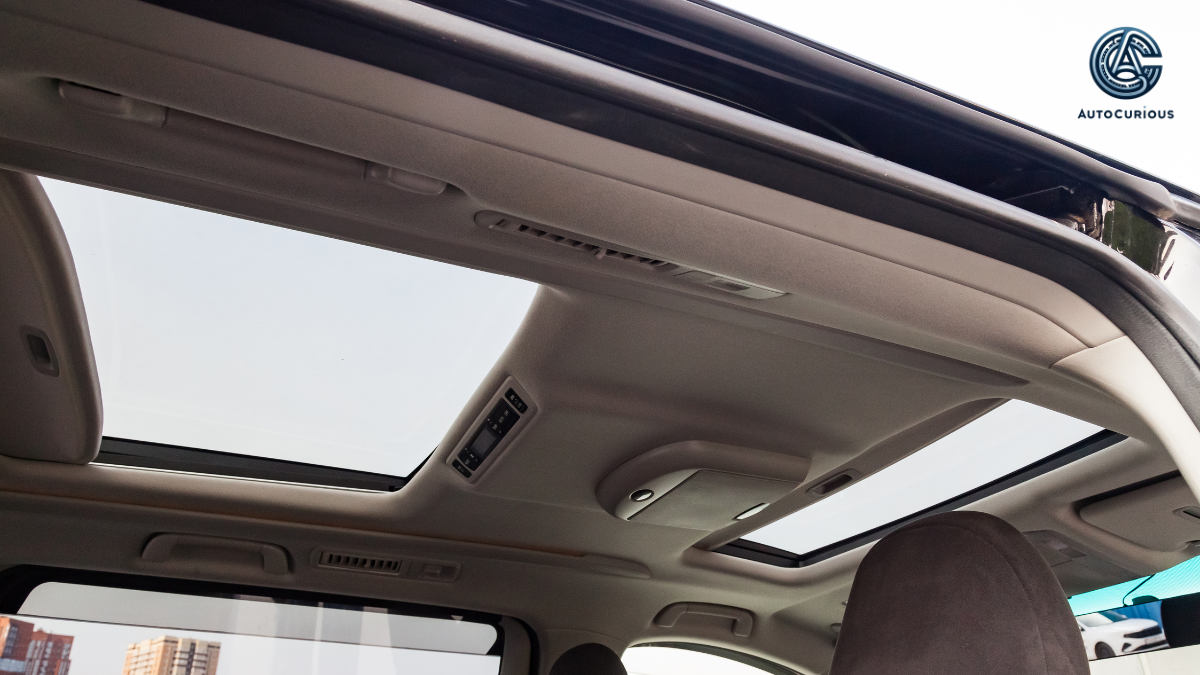 Difference Between Sunroof and Moonroof​